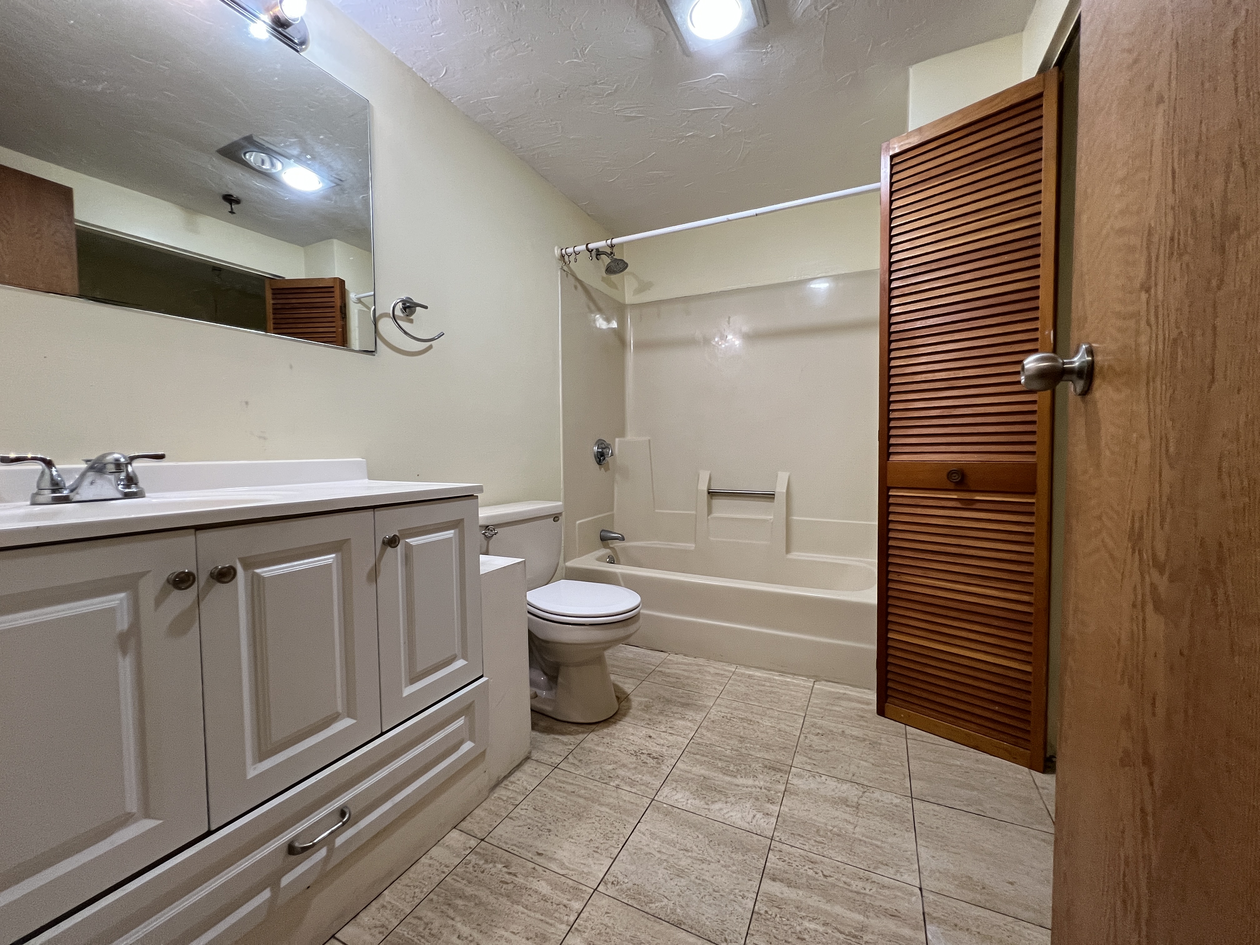 200 Cove Way, Quincy