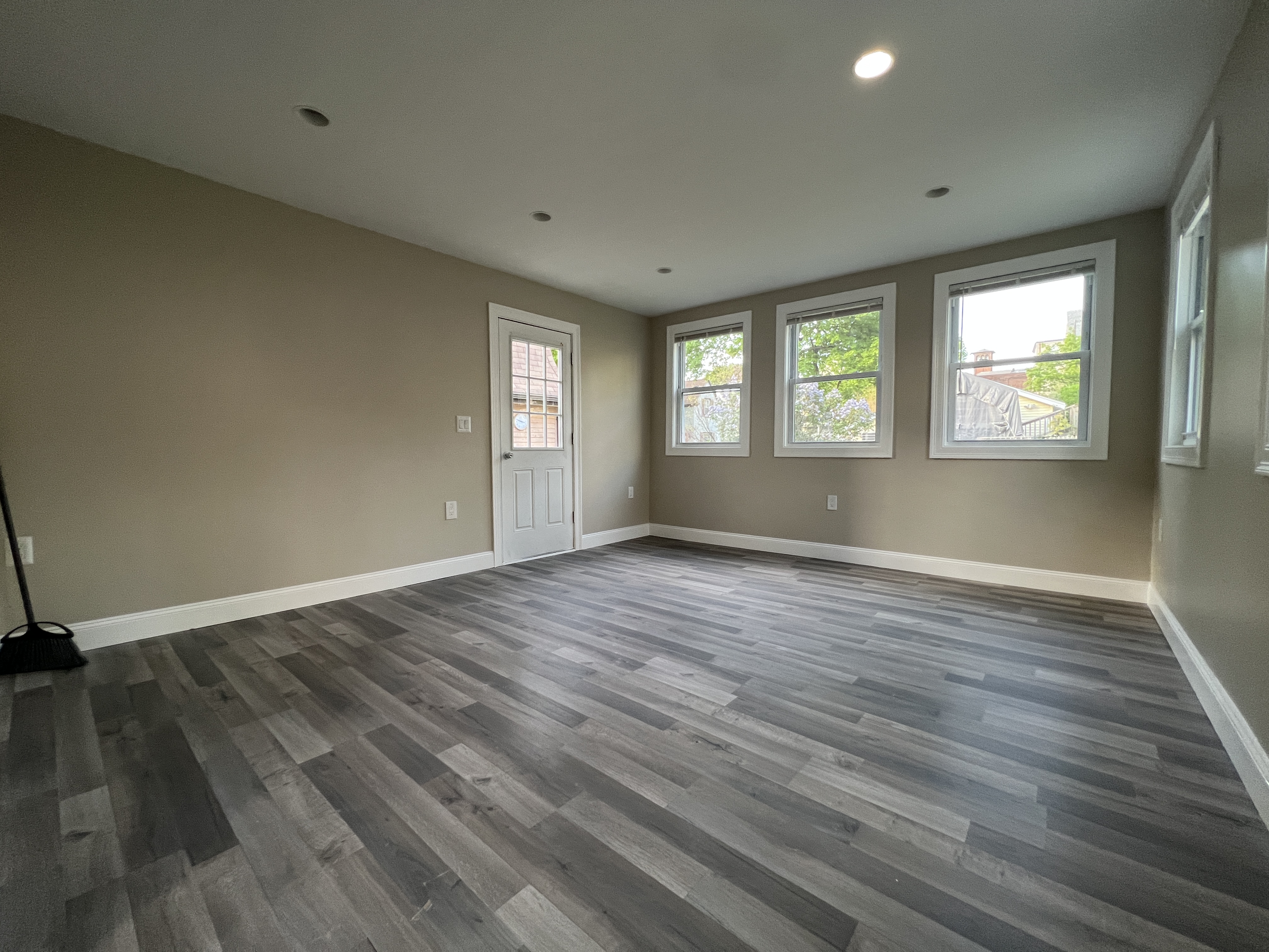 324 Farrington St, Quincy