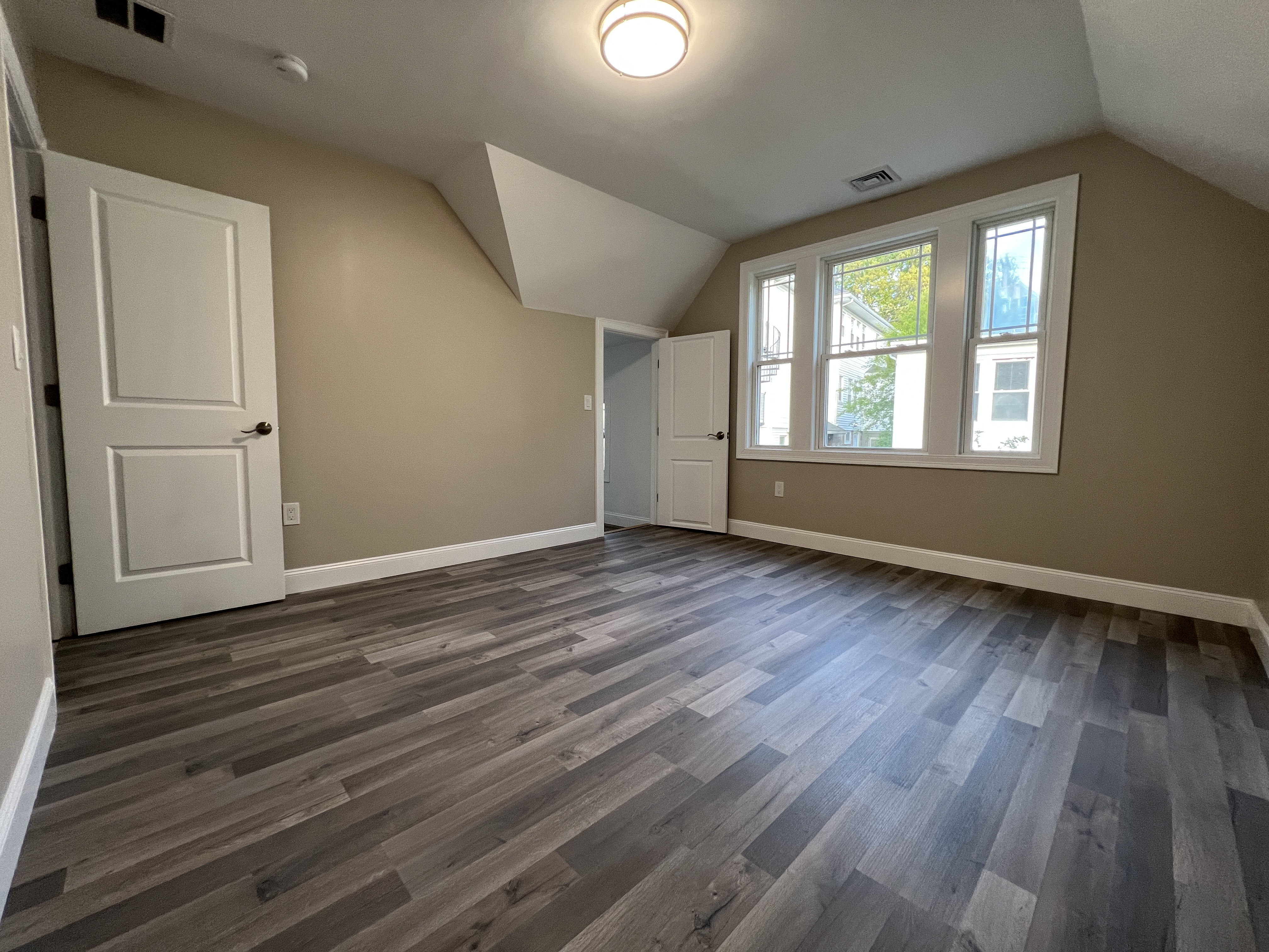 324 Farrington St, Quincy
