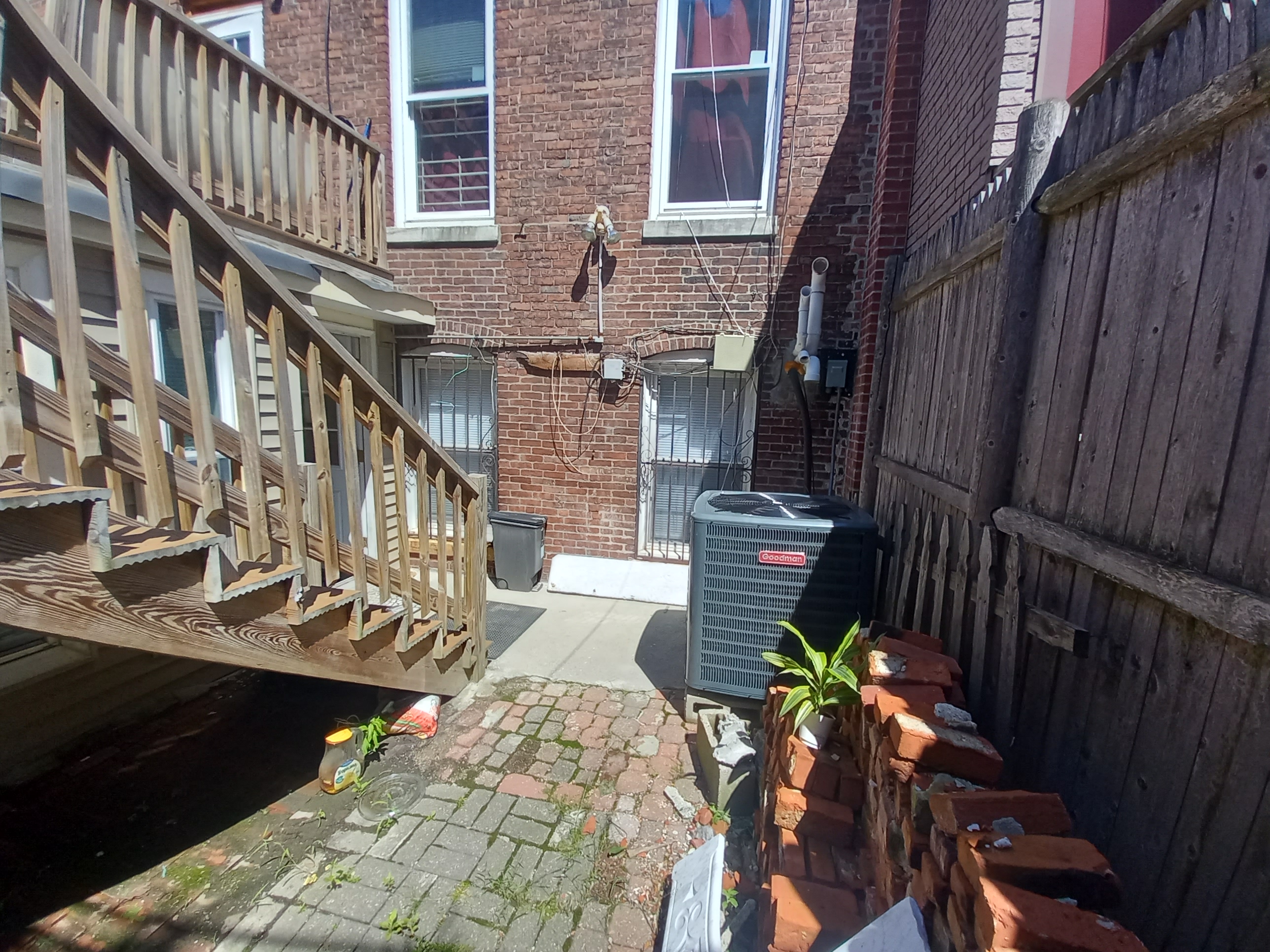 23 Highland Ave, Roxbury