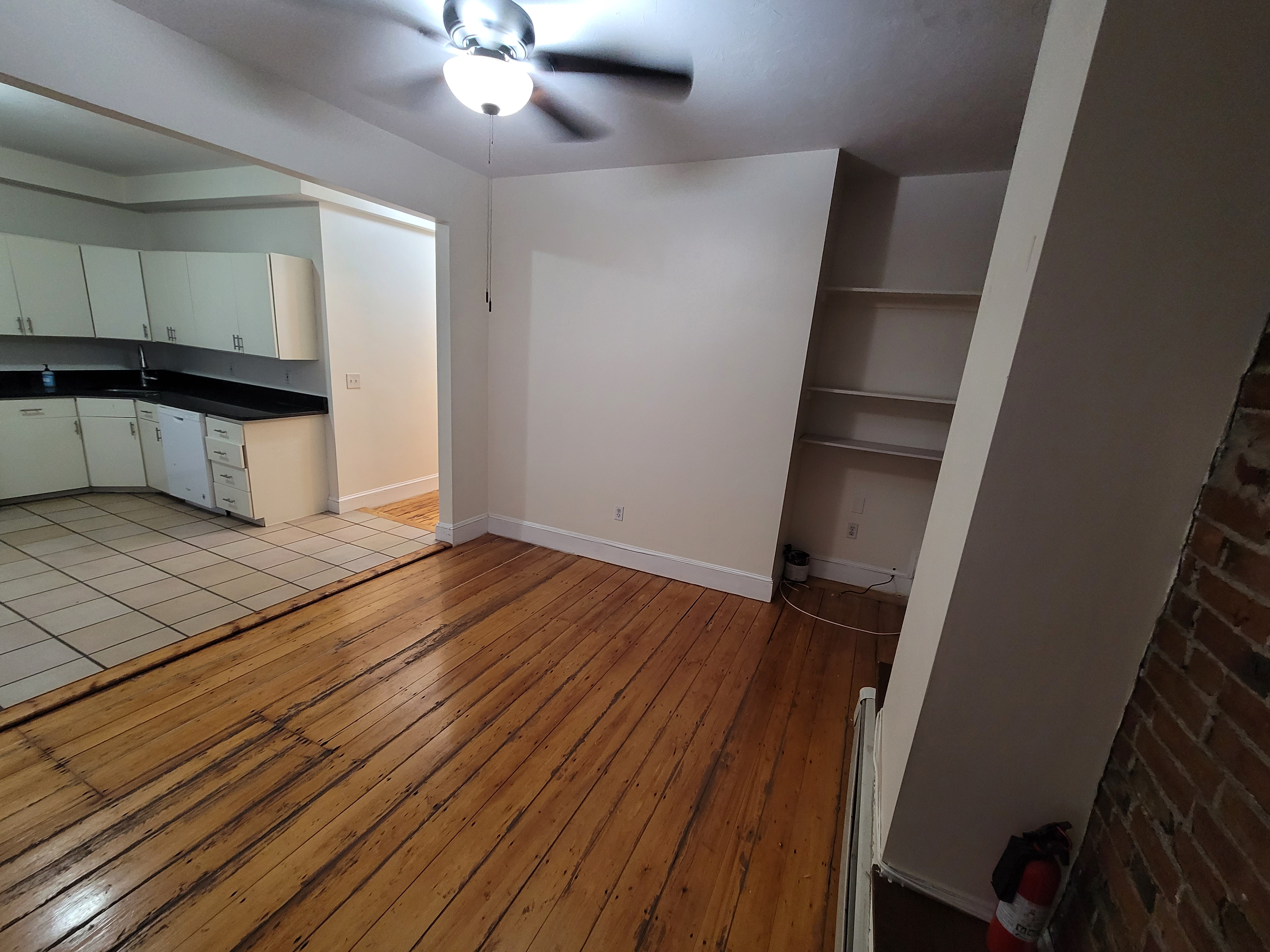 115 Hampshire St, Cambridgeport