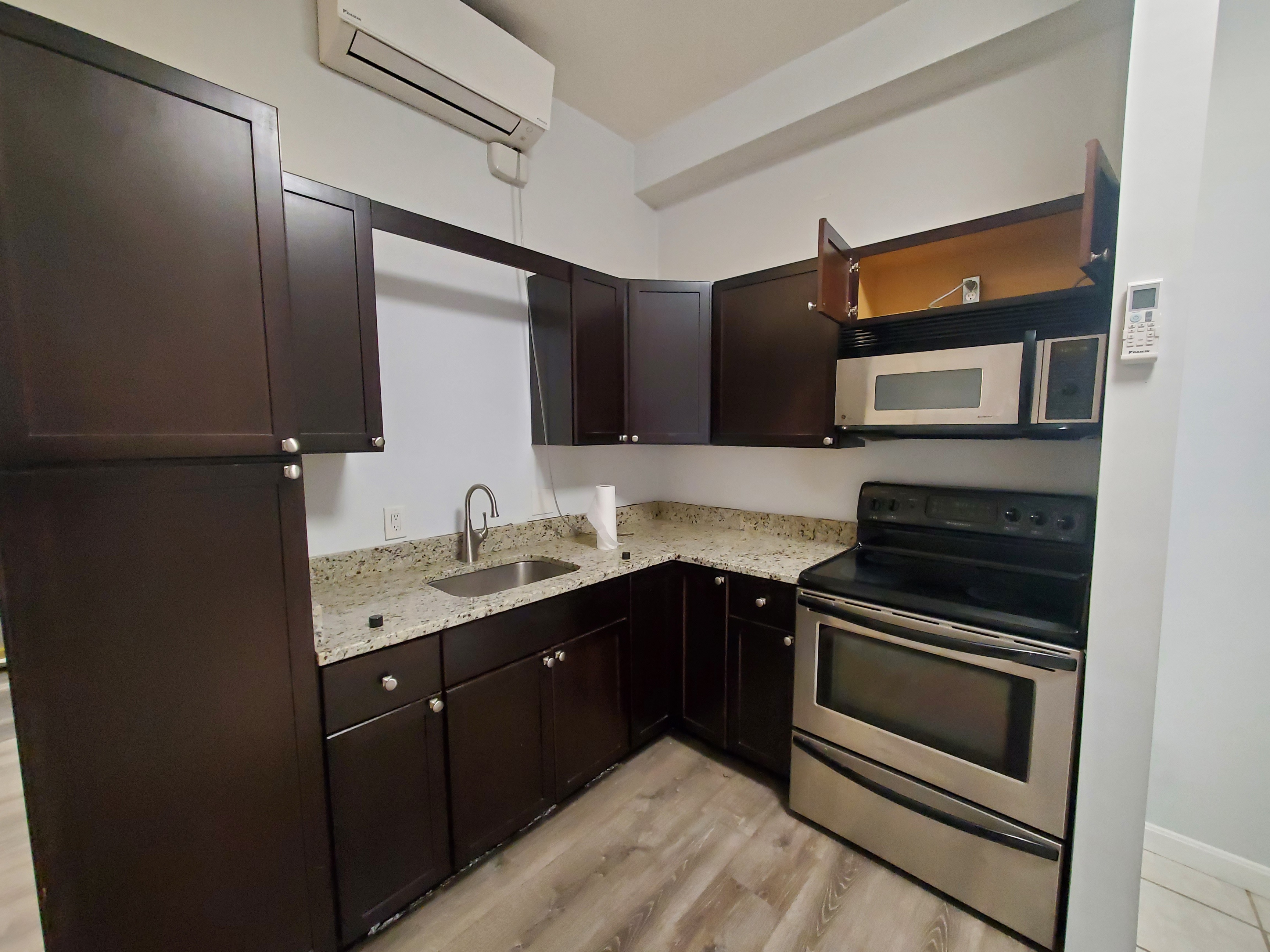 4 Webster Ave, Union Square