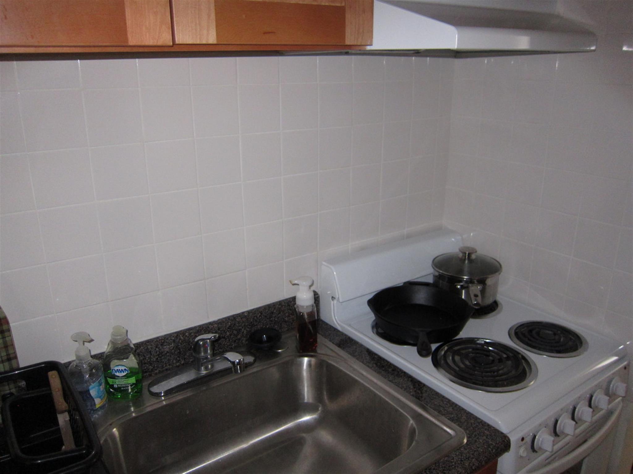 80 Highland Ave, Prospect Hill