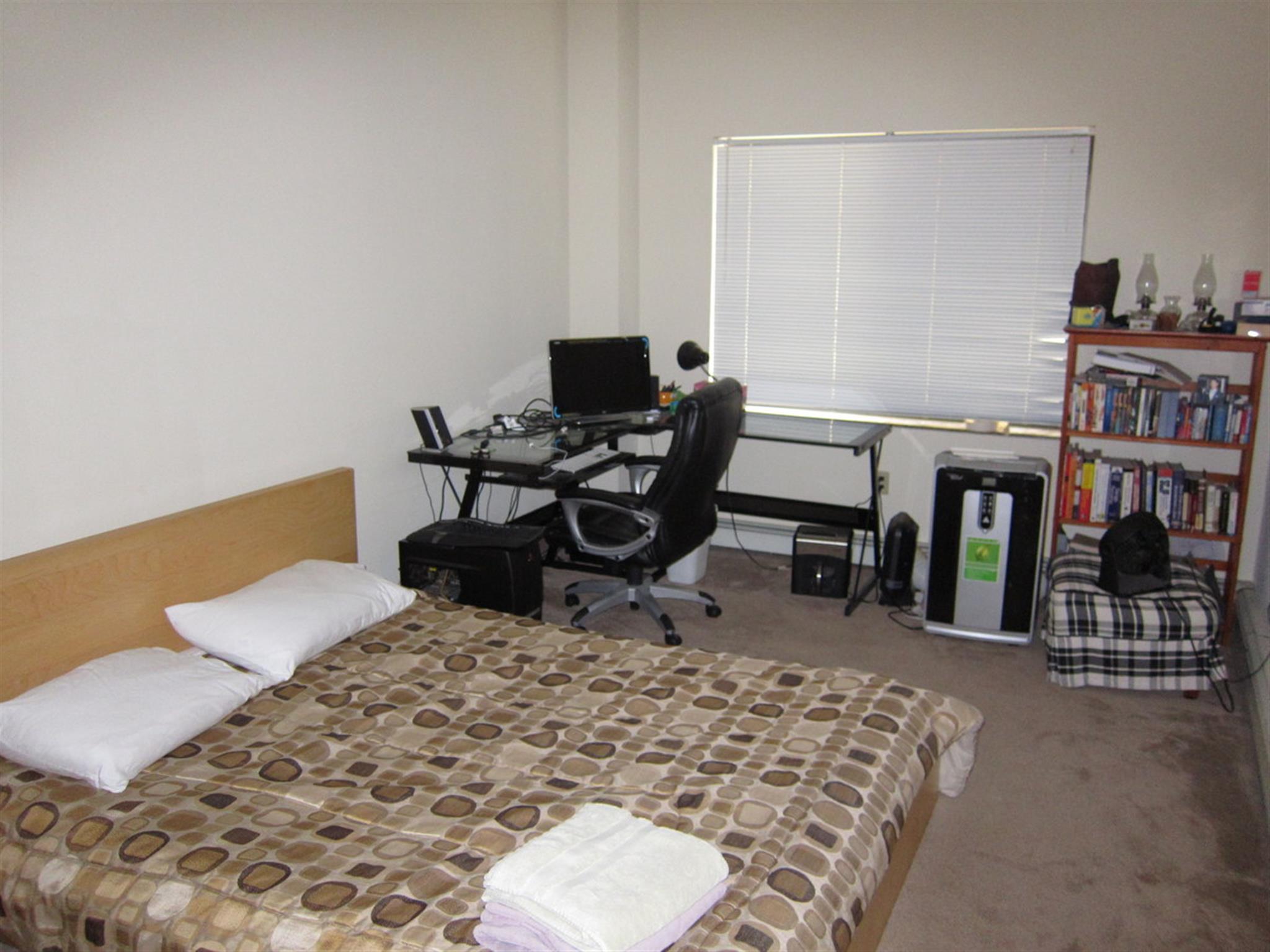 373 Highland Ave, Powder House Square