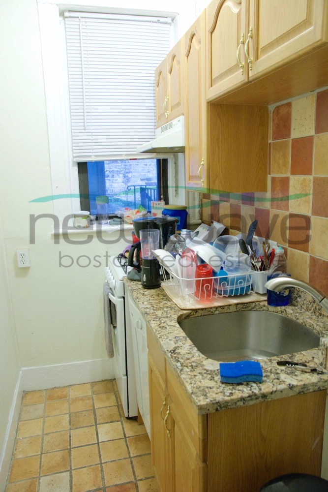 204 Hemenway, Fenway