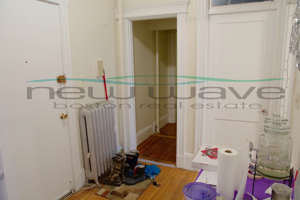 204 Hemenway, Fenway