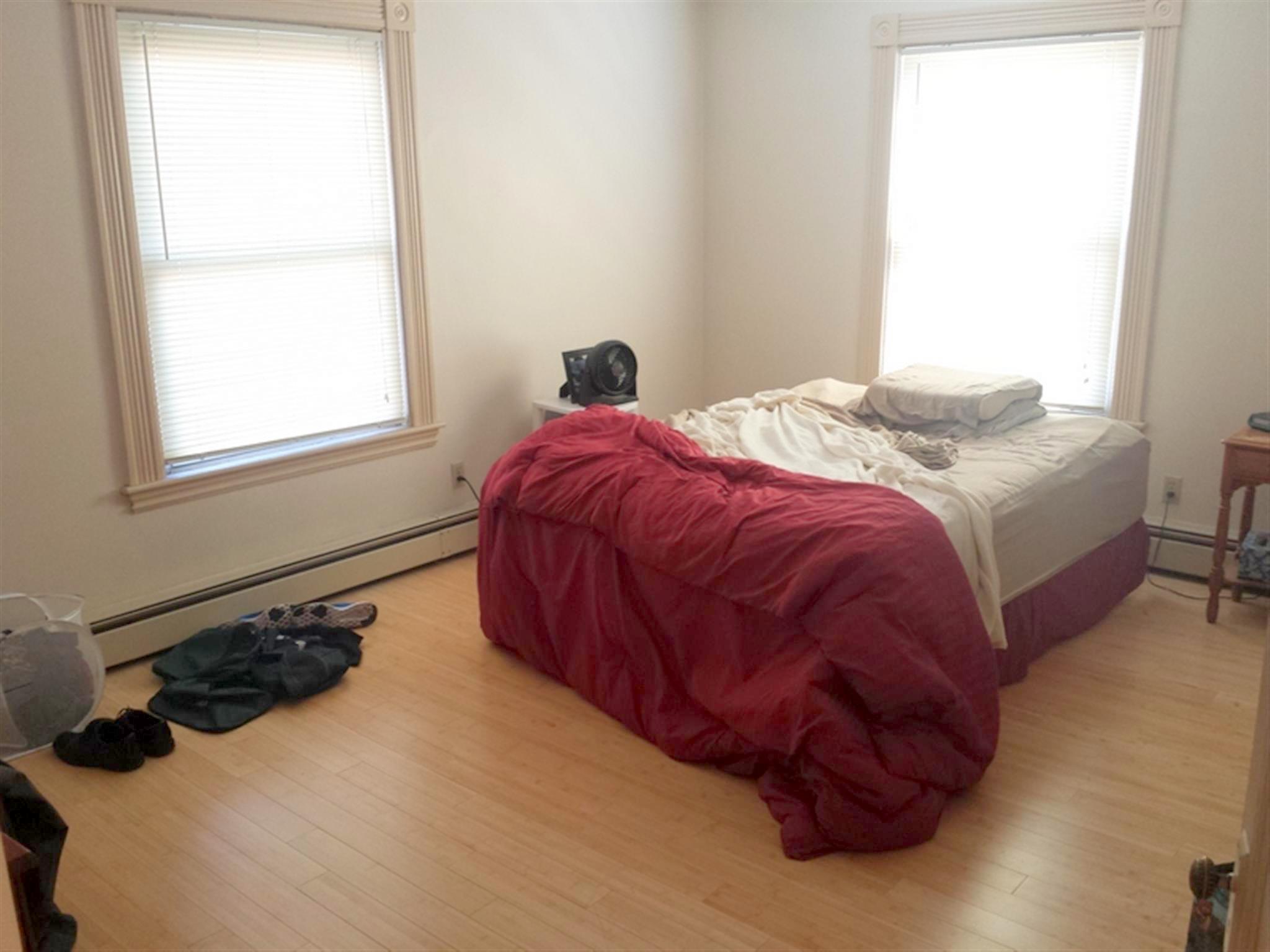 407 Broadway, Magoun Square