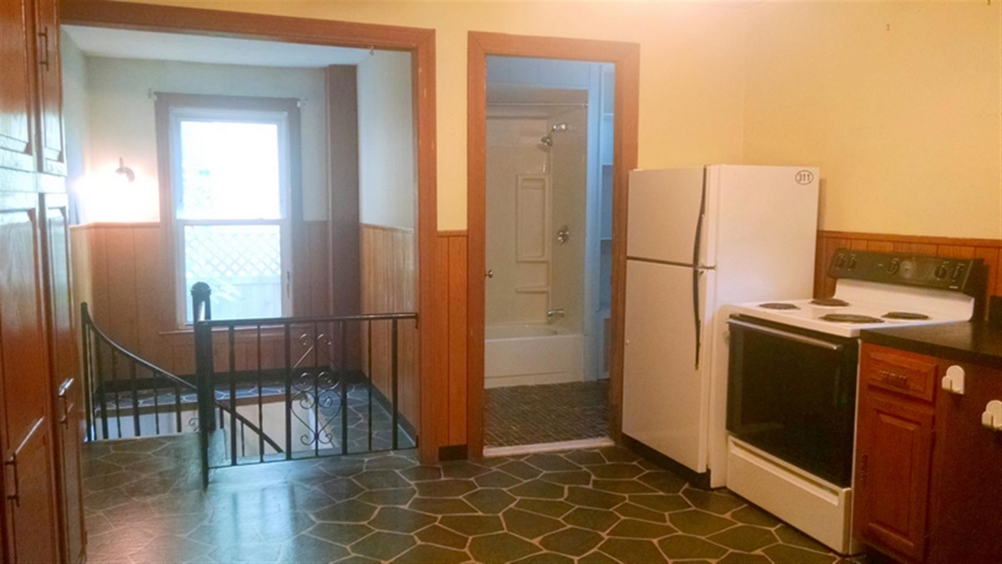 74 Dover St, Davis Square