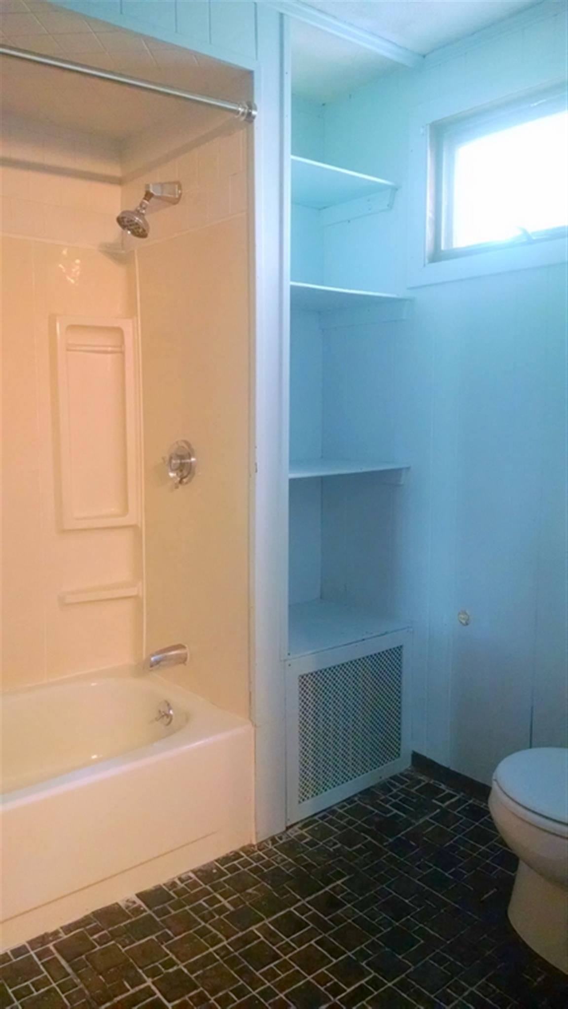 74 Dover St, Davis Square