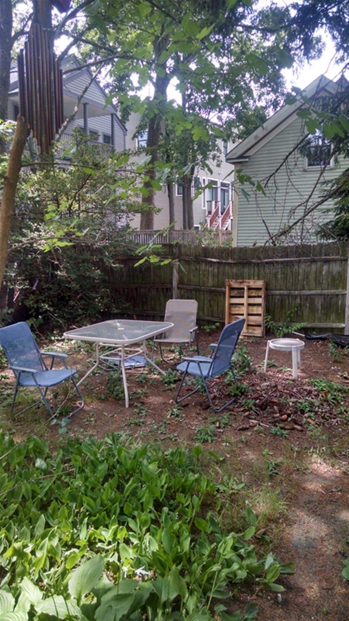 74 Dover St, Davis Square