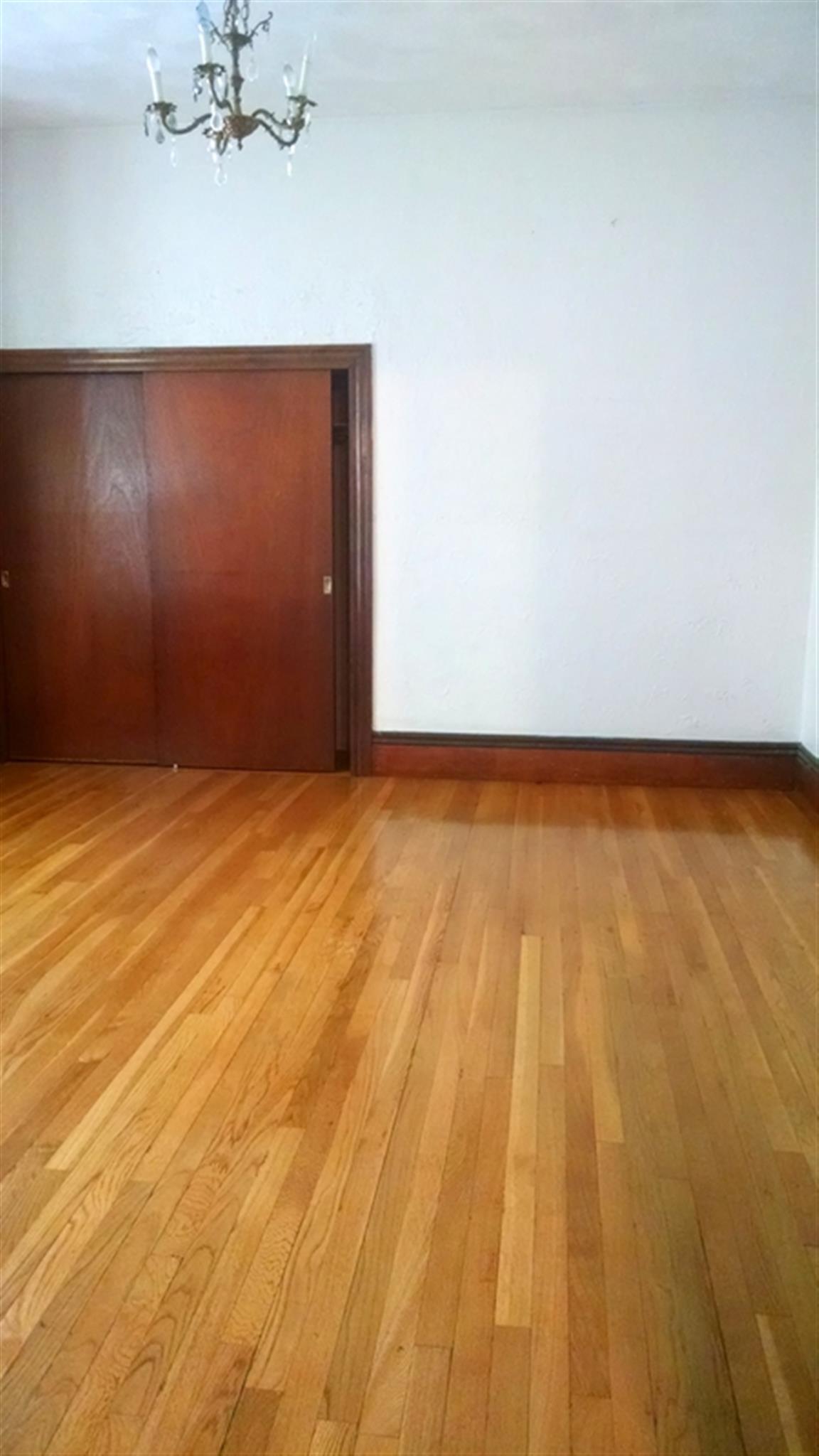 74 Dover St, Davis Square