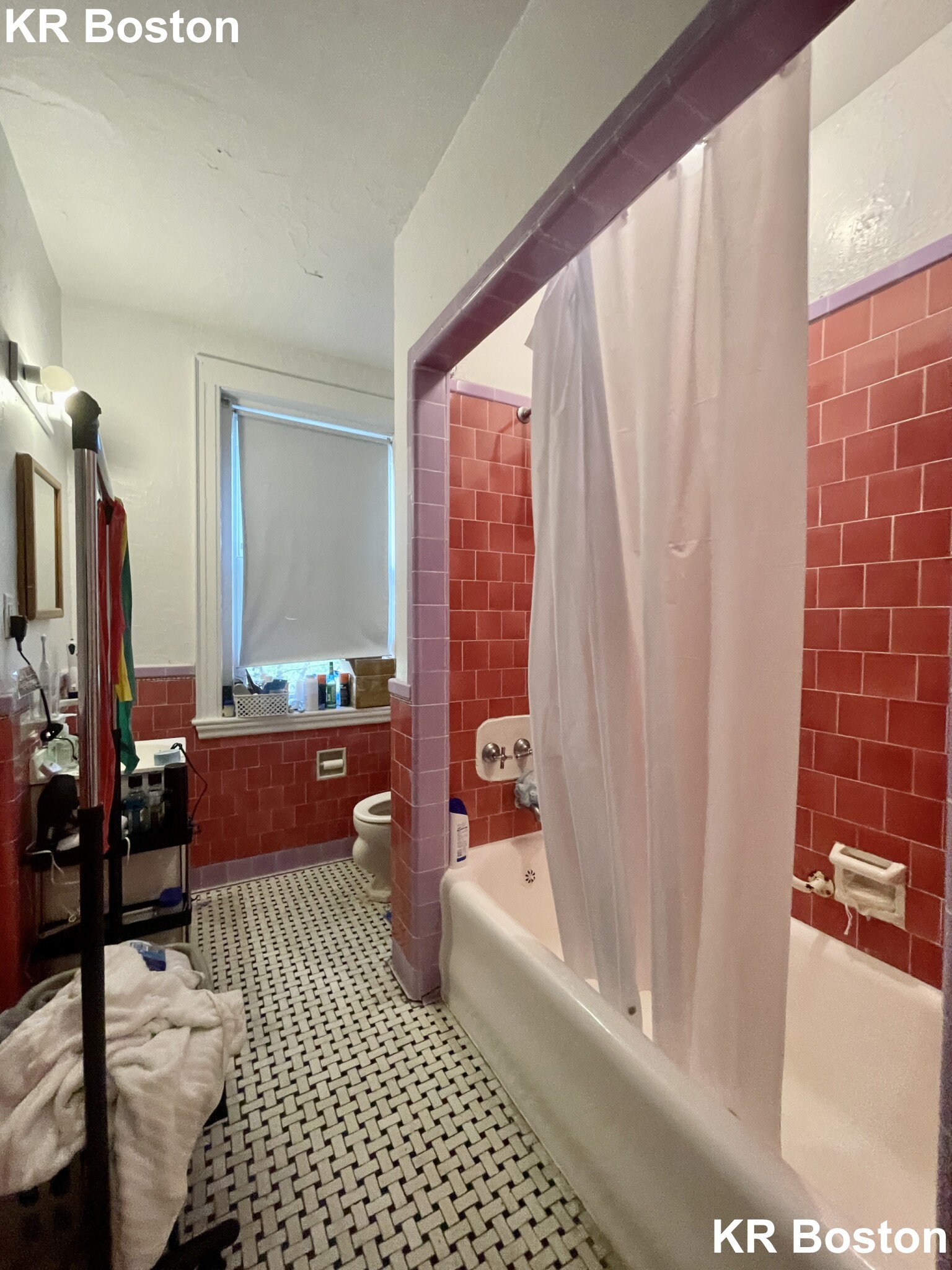 2045 Commonwealth Ave,, Brighton