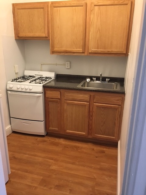 2039 Commonwealth Ave, Brighton