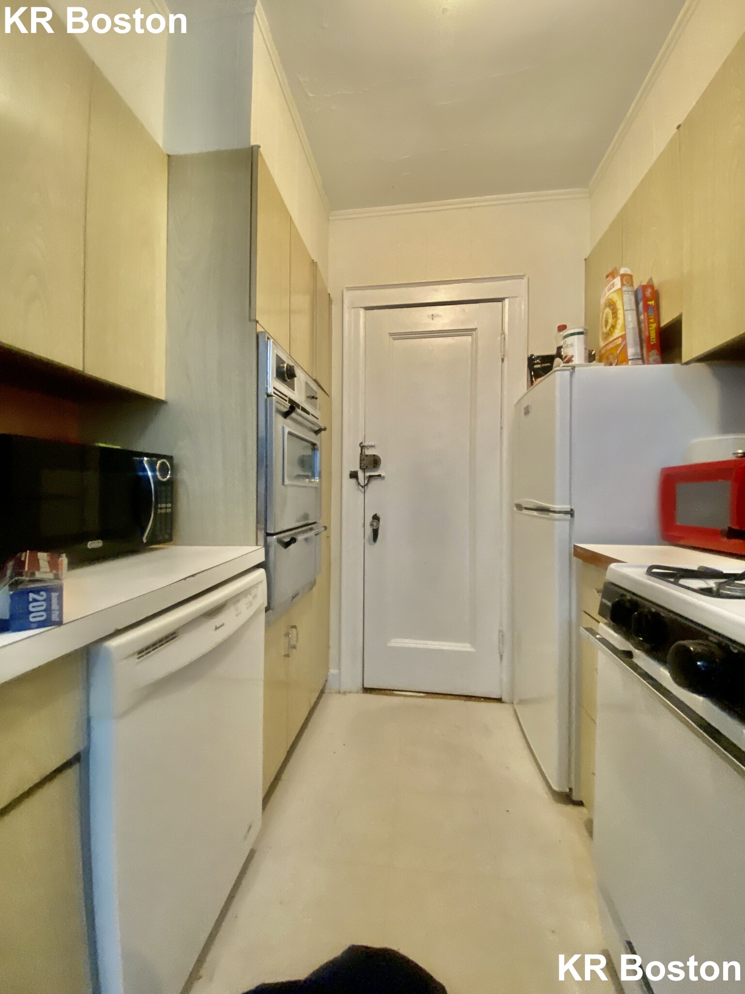 2035 Commonwealth Ave, Brighton