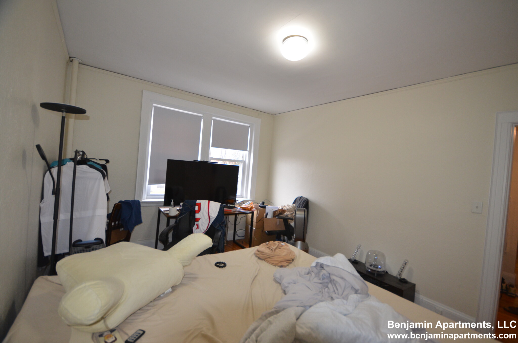 2045 Commonwealth Ave, Brighton