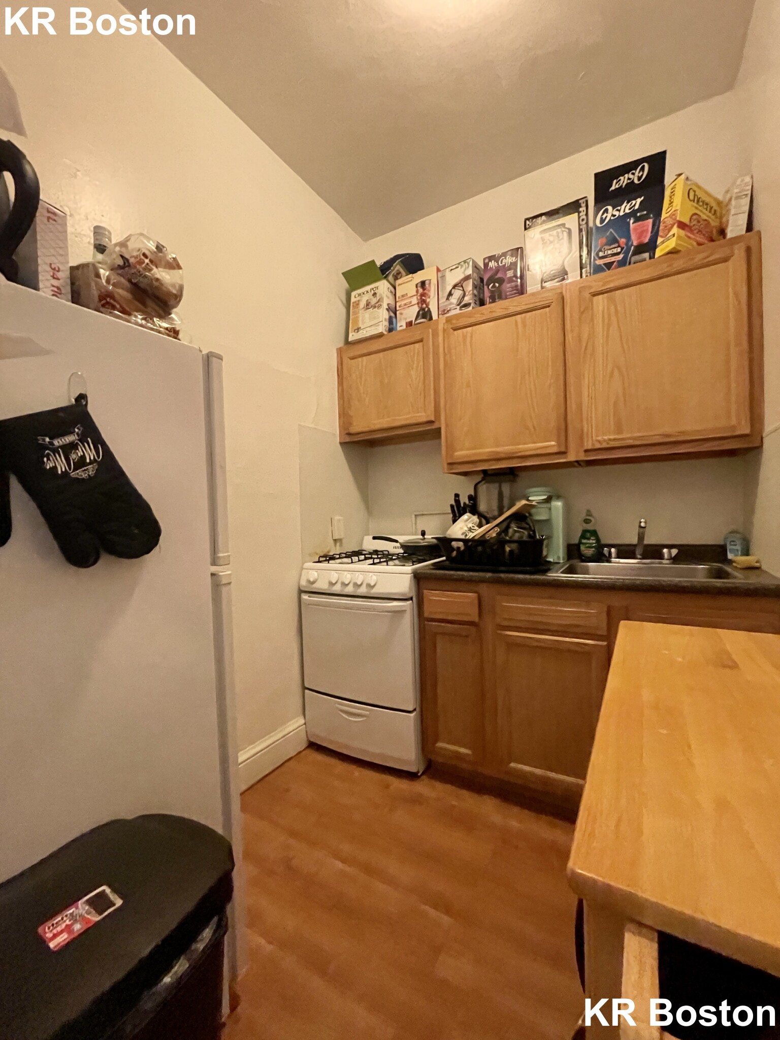 2045 Commonwealth Ave,, Brighton