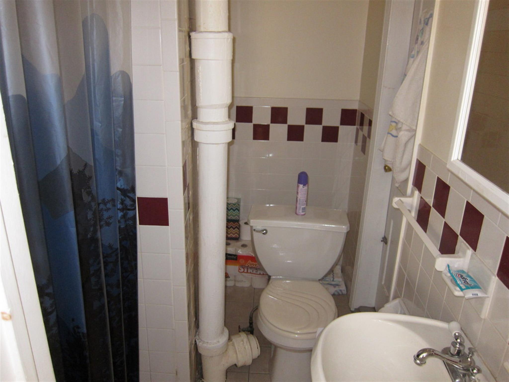 12 Evergreen Sq, Porter Square