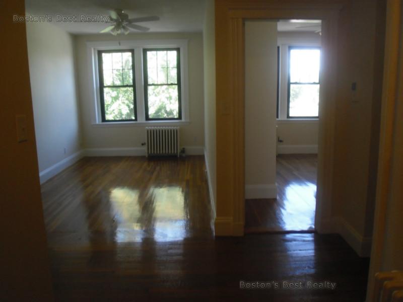 185 Chestnut Hill Ave, Brighton