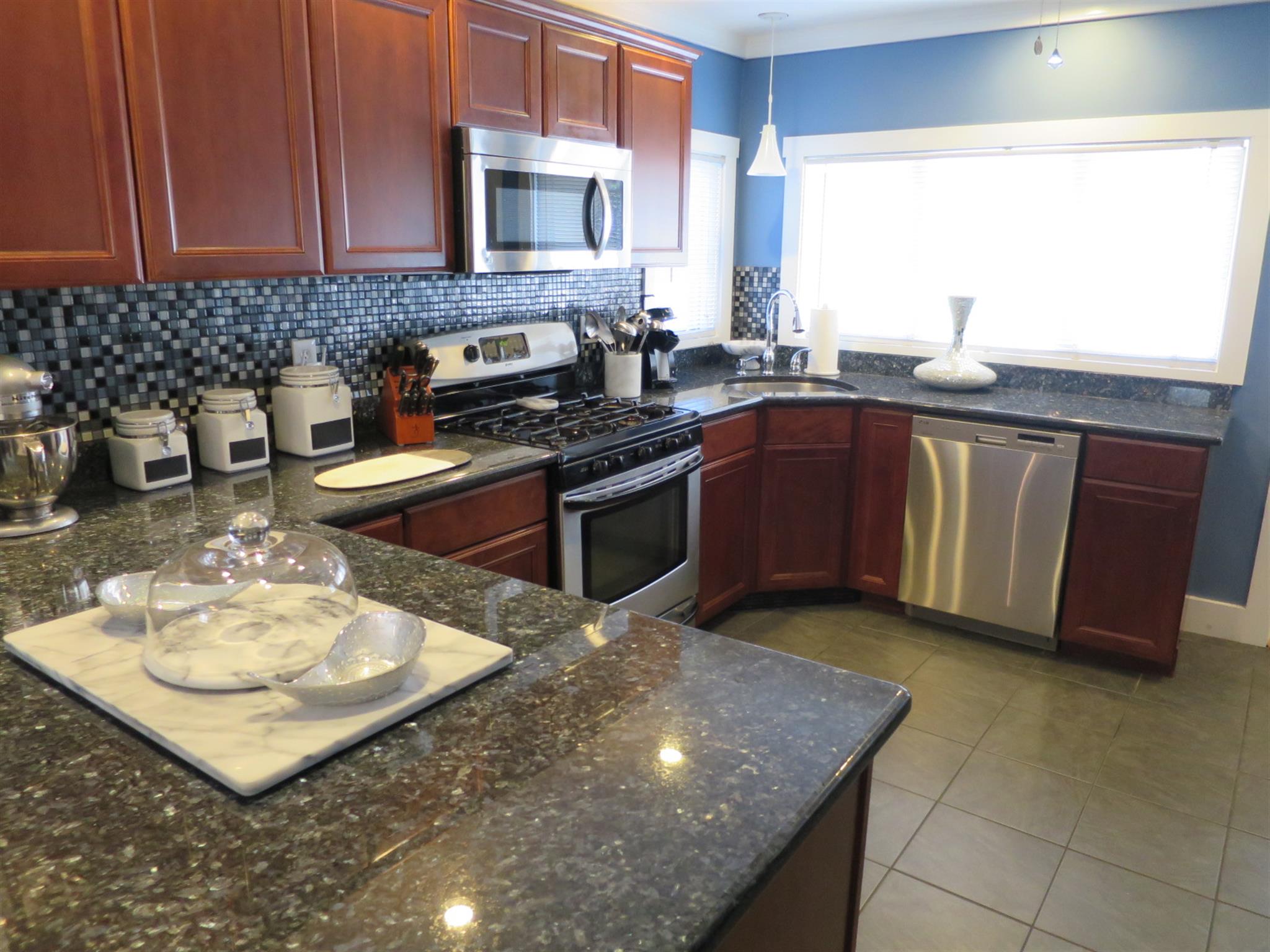 181 Winthrop St, Medford