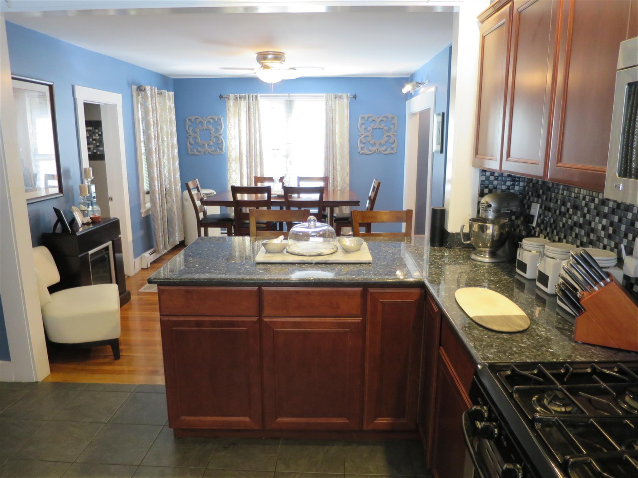 181 Winthrop St, Medford