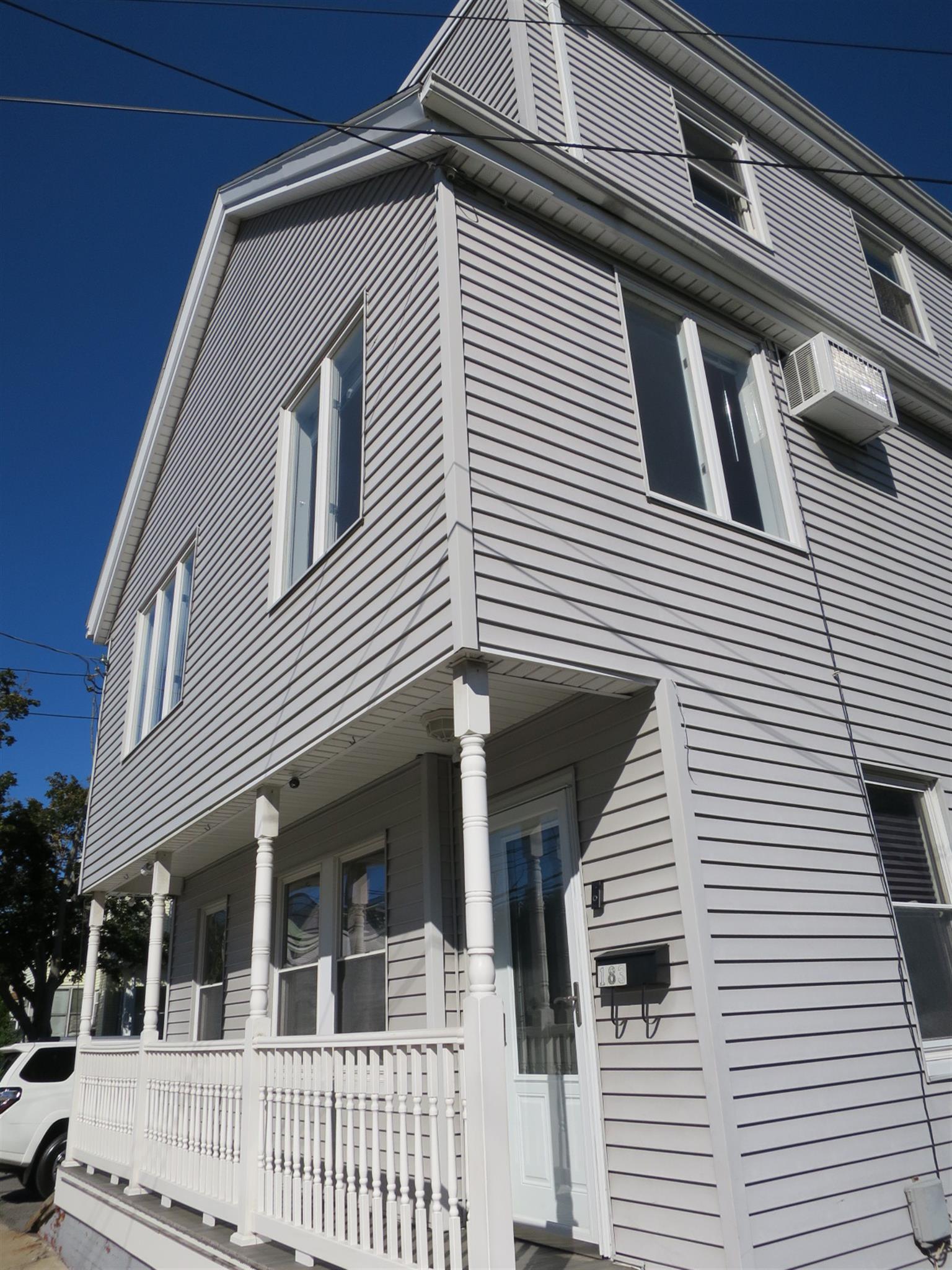 181 Winthrop St, Medford