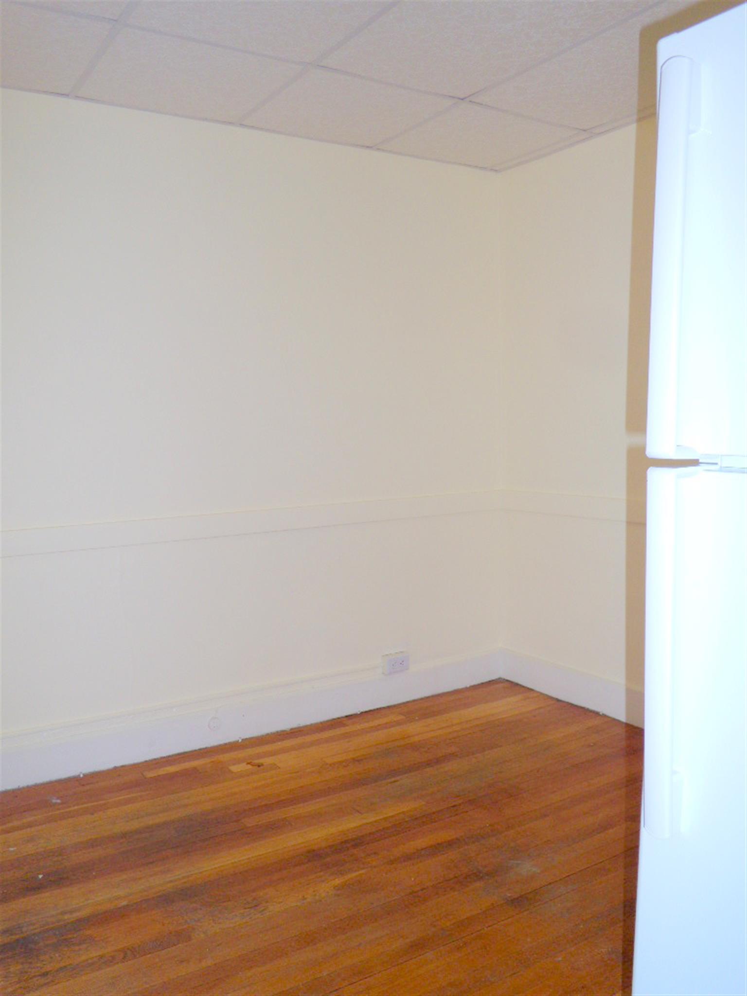 36 College Ave, Davis Square