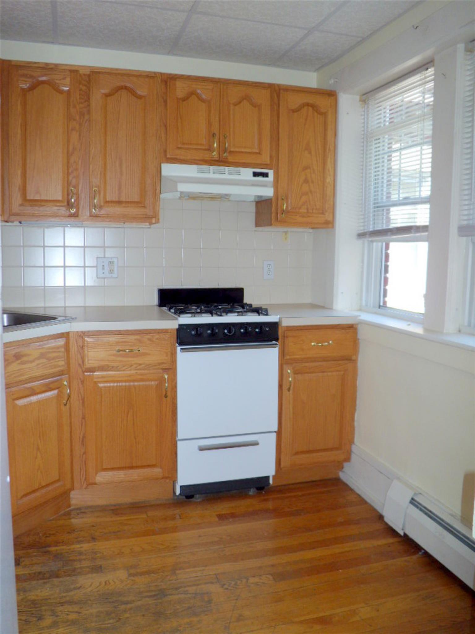 36 College Ave, Davis Square