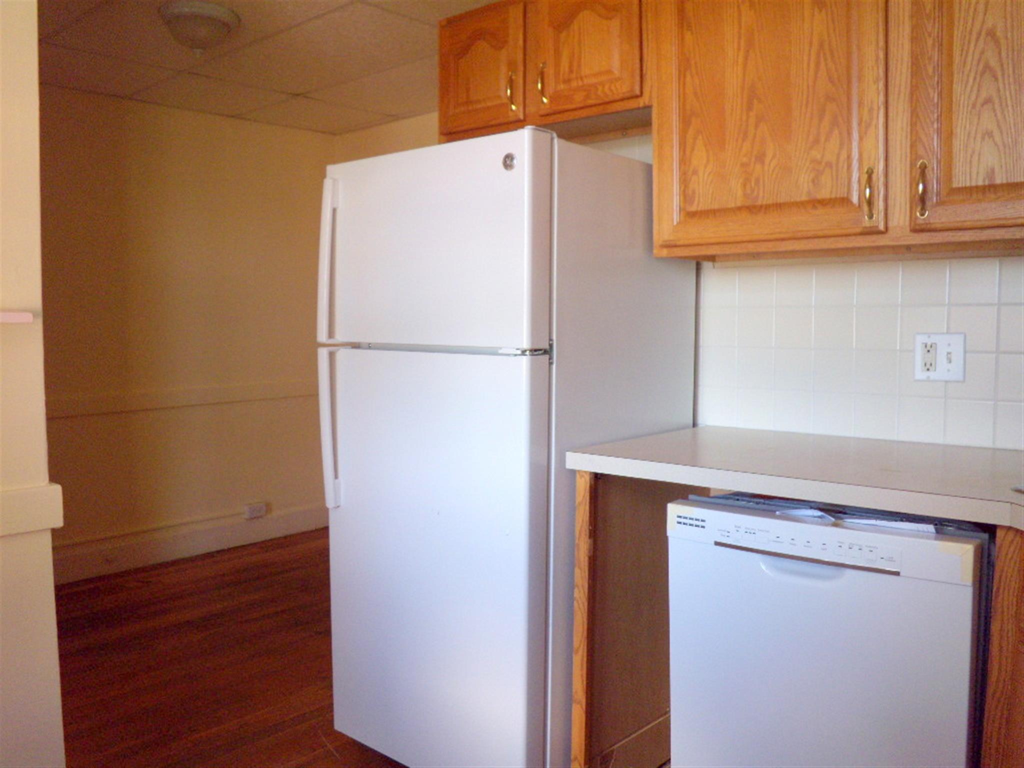 36 College Ave, Davis Square