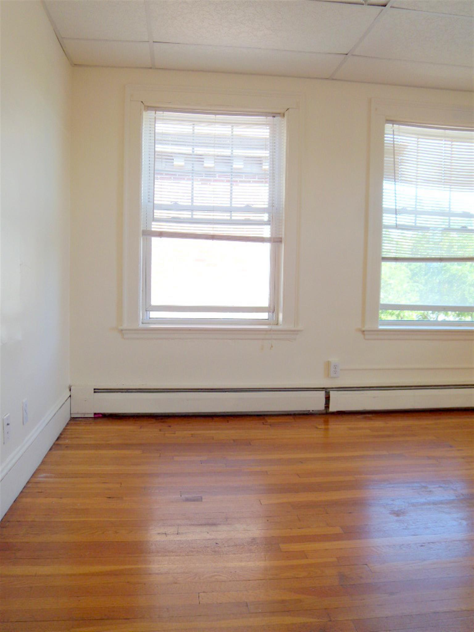 36 College Ave, Davis Square