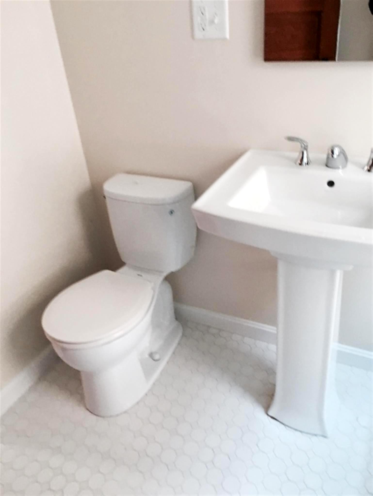 14 Charles E Ryan, Ball Square