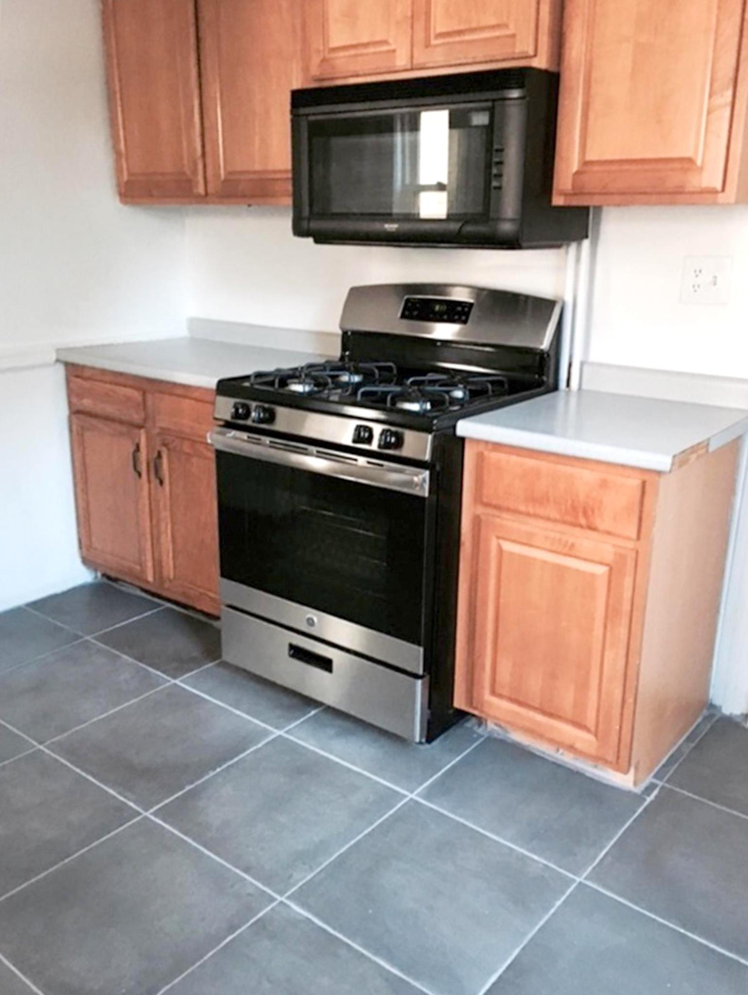 14 Charles E Ryan, Ball Square