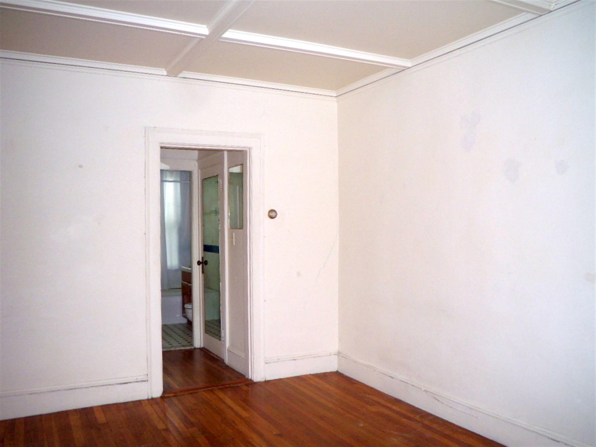 36 College Ave, Davis Square