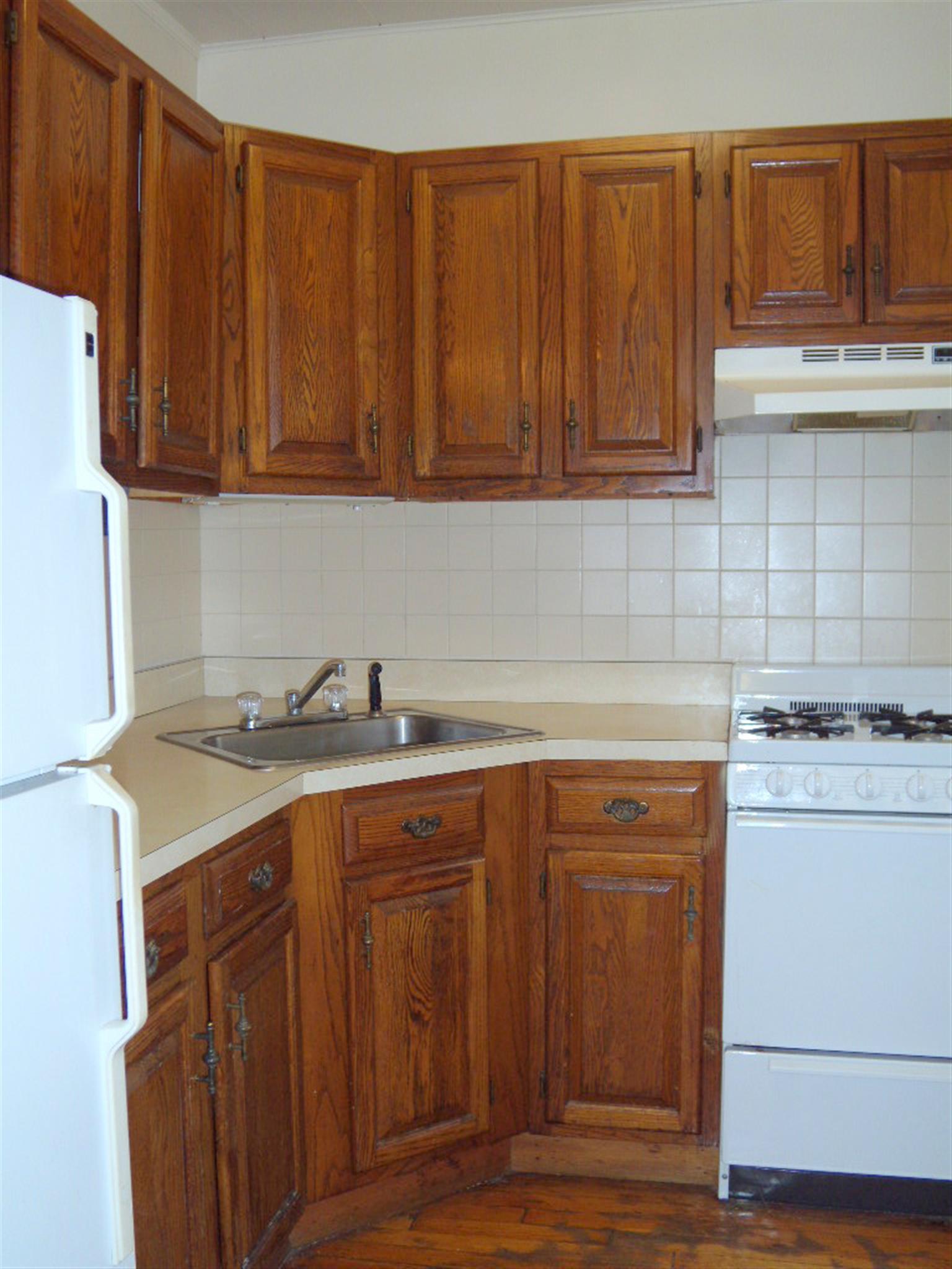 36 College Ave, Davis Square