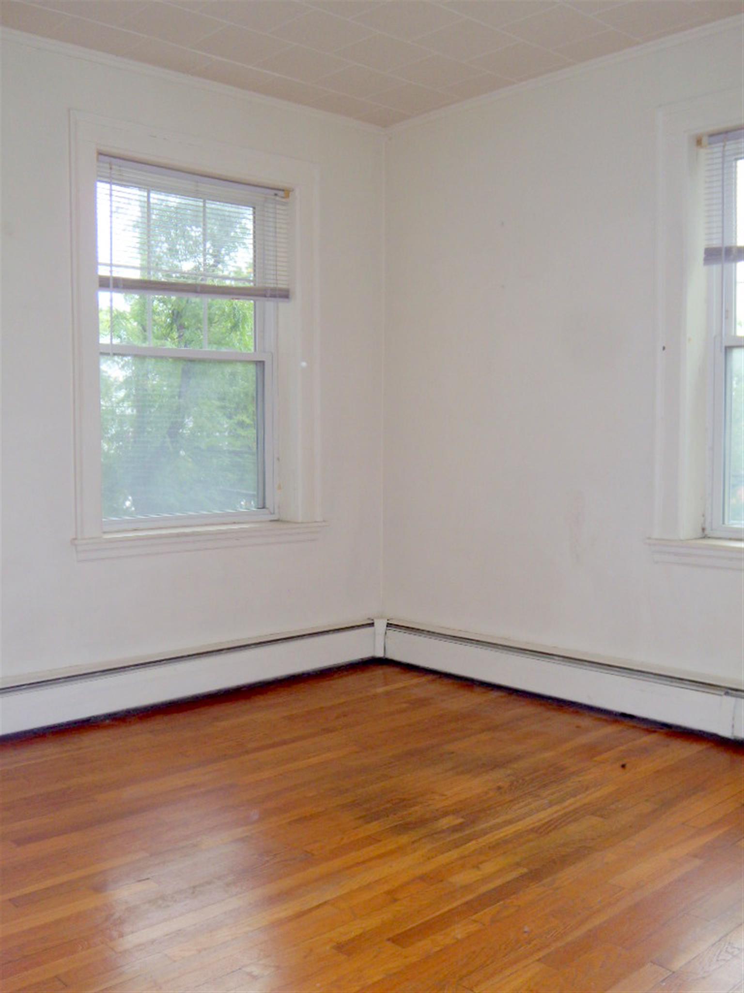 36 College Ave, Davis Square