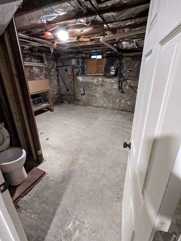 207 Athens St, South Boston