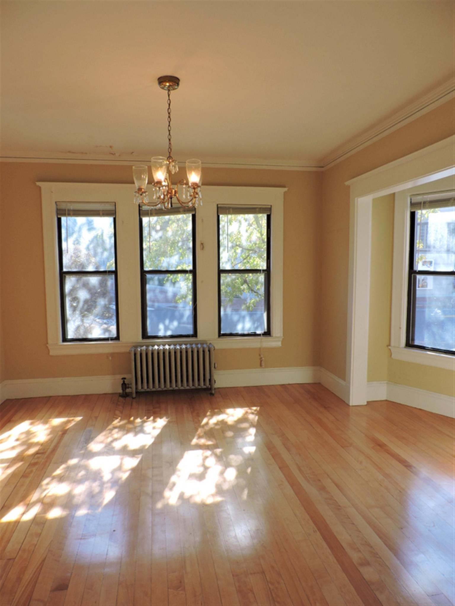 84 Prescott St, Harvard Square