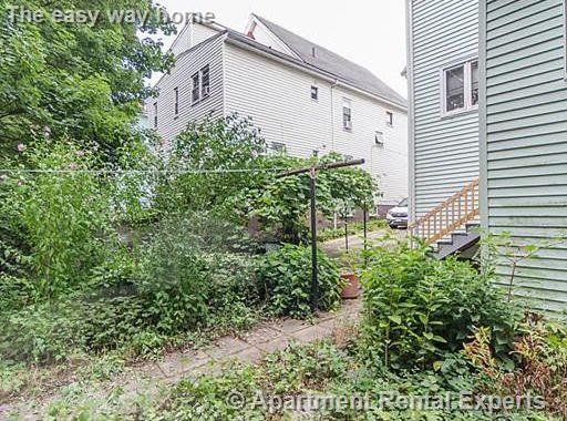 27 Montrose, Prospect Hill