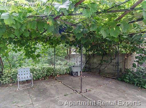 27 Montrose, Prospect Hill