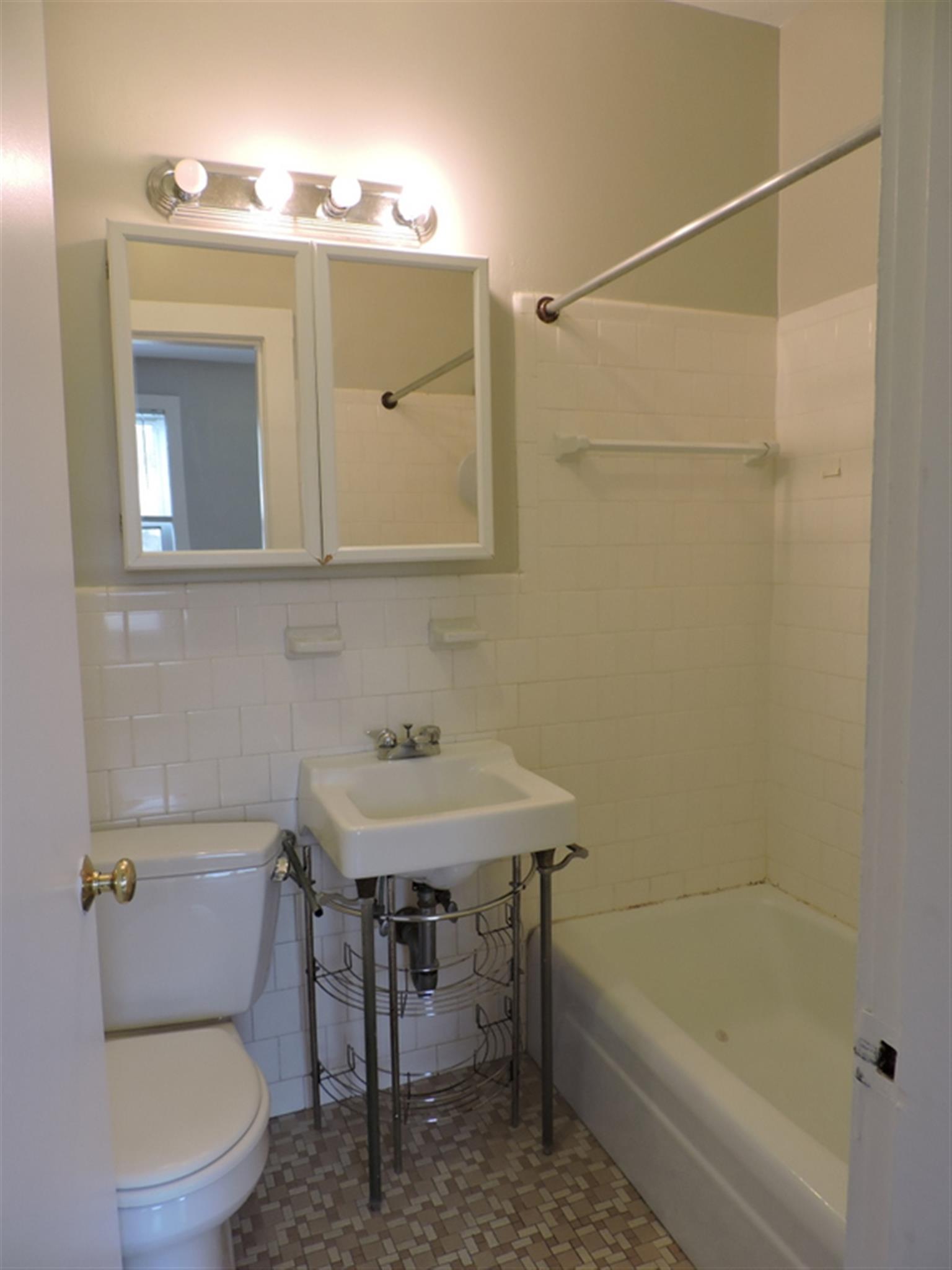 25 Elmer St, Riverside