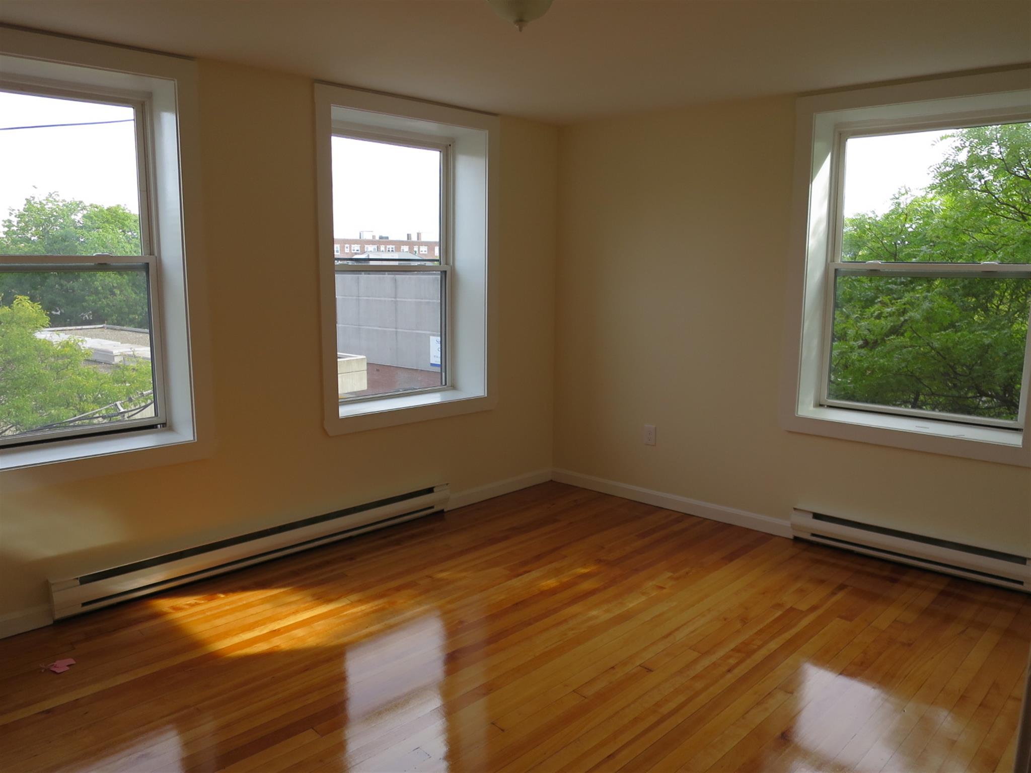 35 Davis Sq, Davis Square