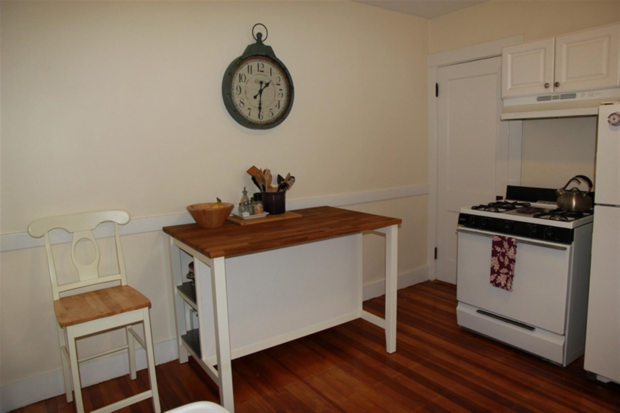 42 Standish St, Huron Village