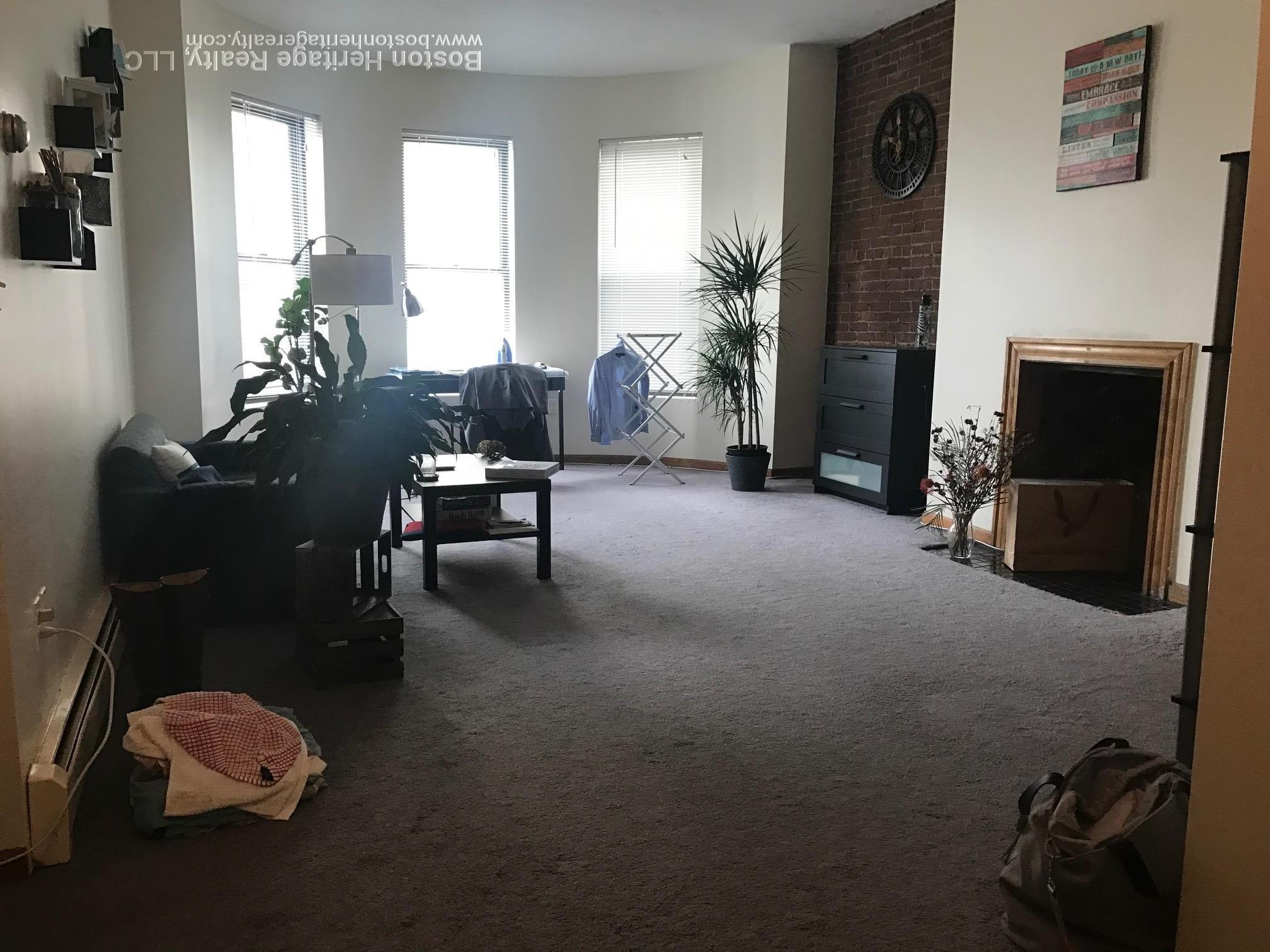 12 Westland Ave, Fenway