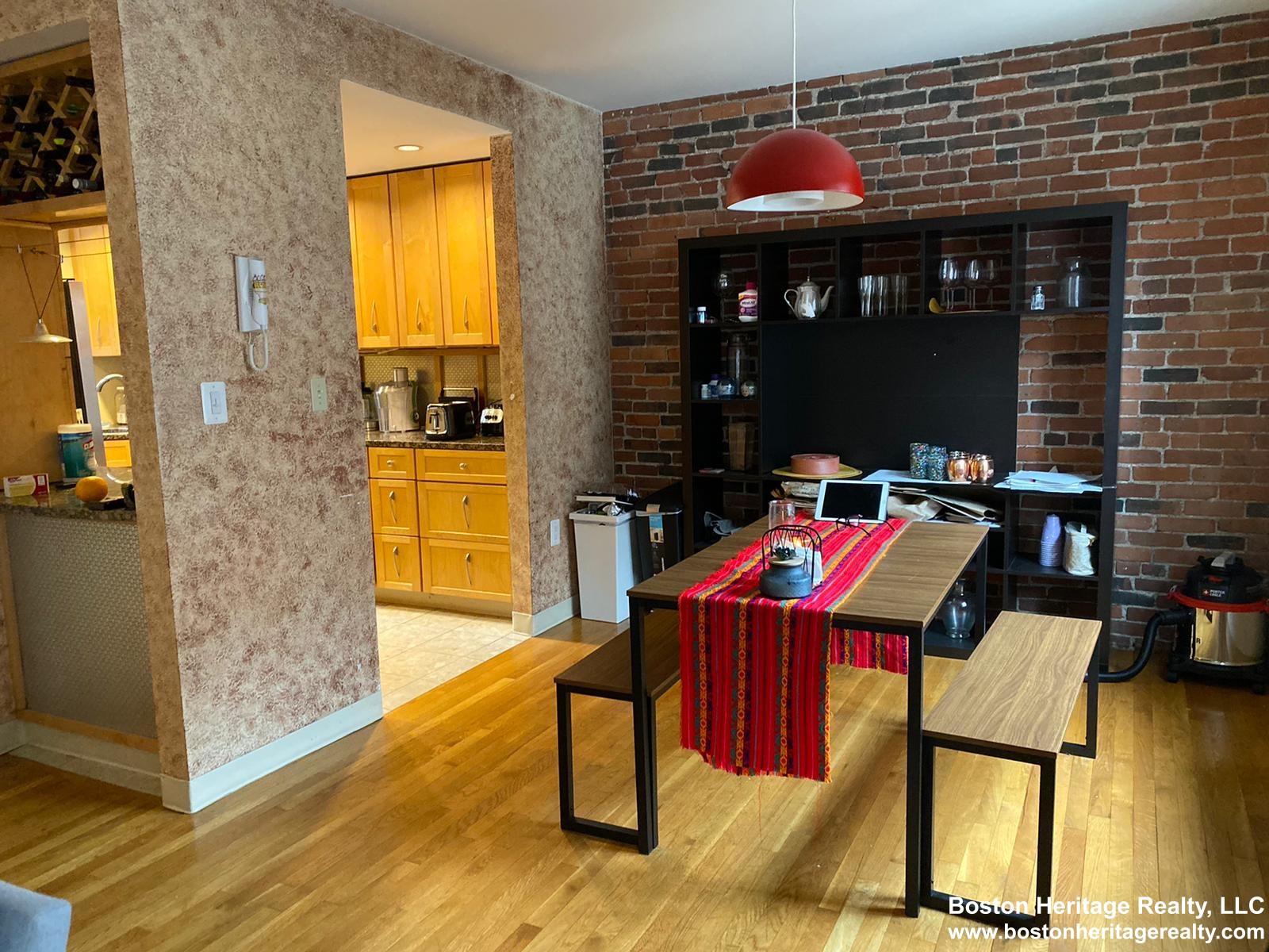 84 Gainsborough St, Fenway