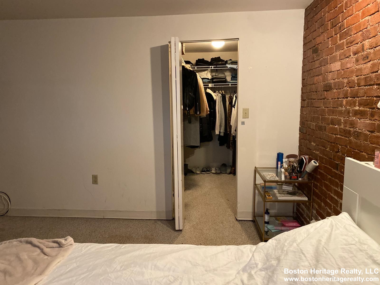 84 Gainsborough St, Fenway