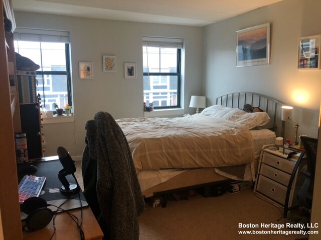 3 Douglas Park, Fenway