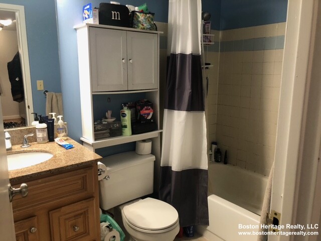 3 Douglas Park, Fenway