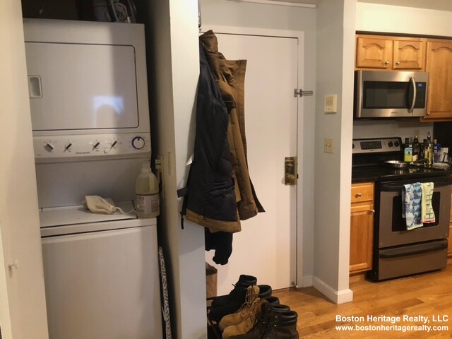 3 Douglas Park, Fenway