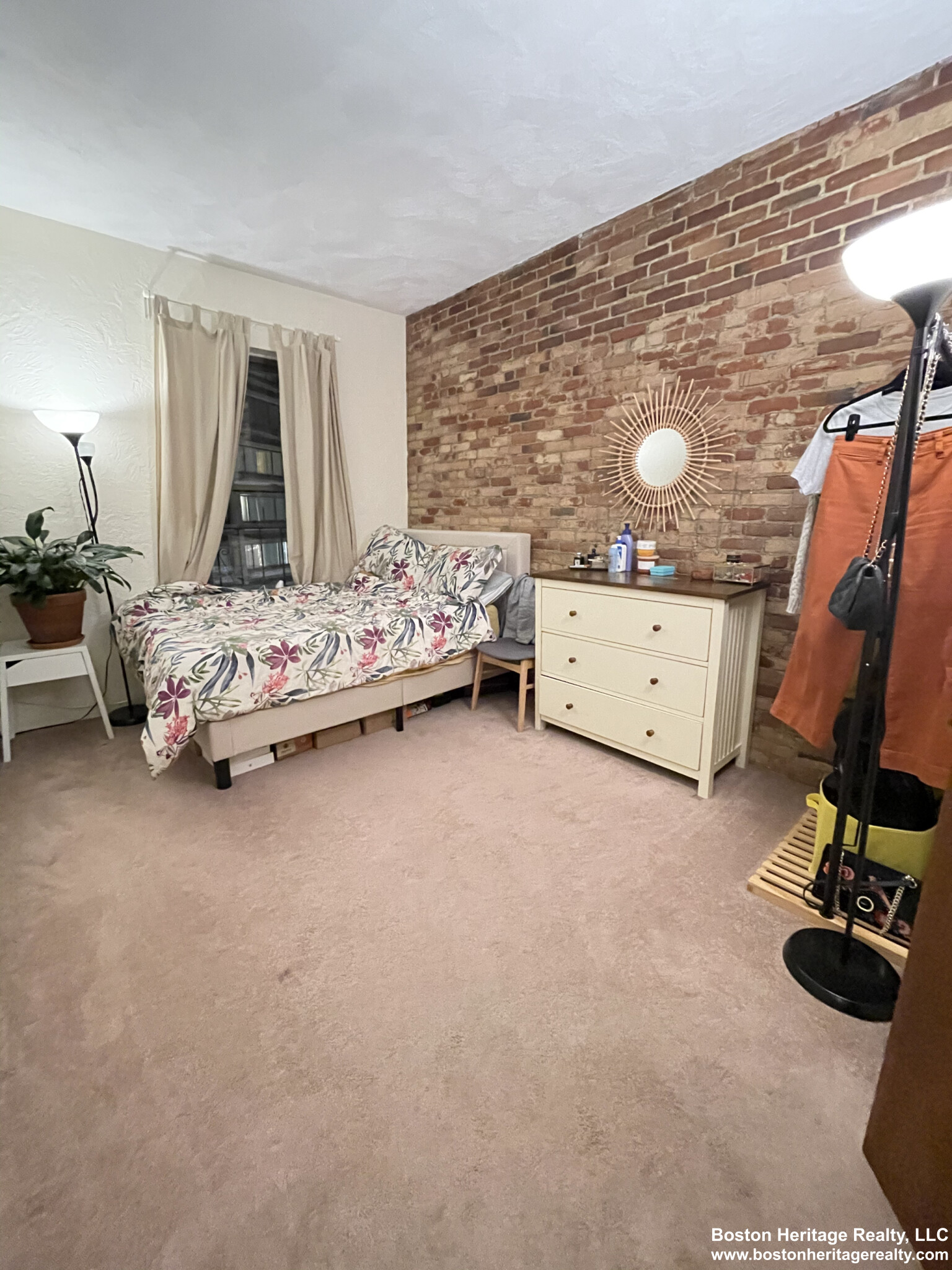 10 Westland Ave, Fenway