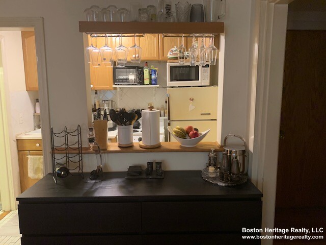 240 Marlborough St, Back Bay