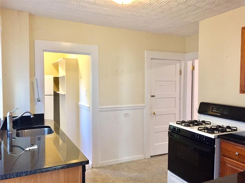 9 Orrin, Huron Village